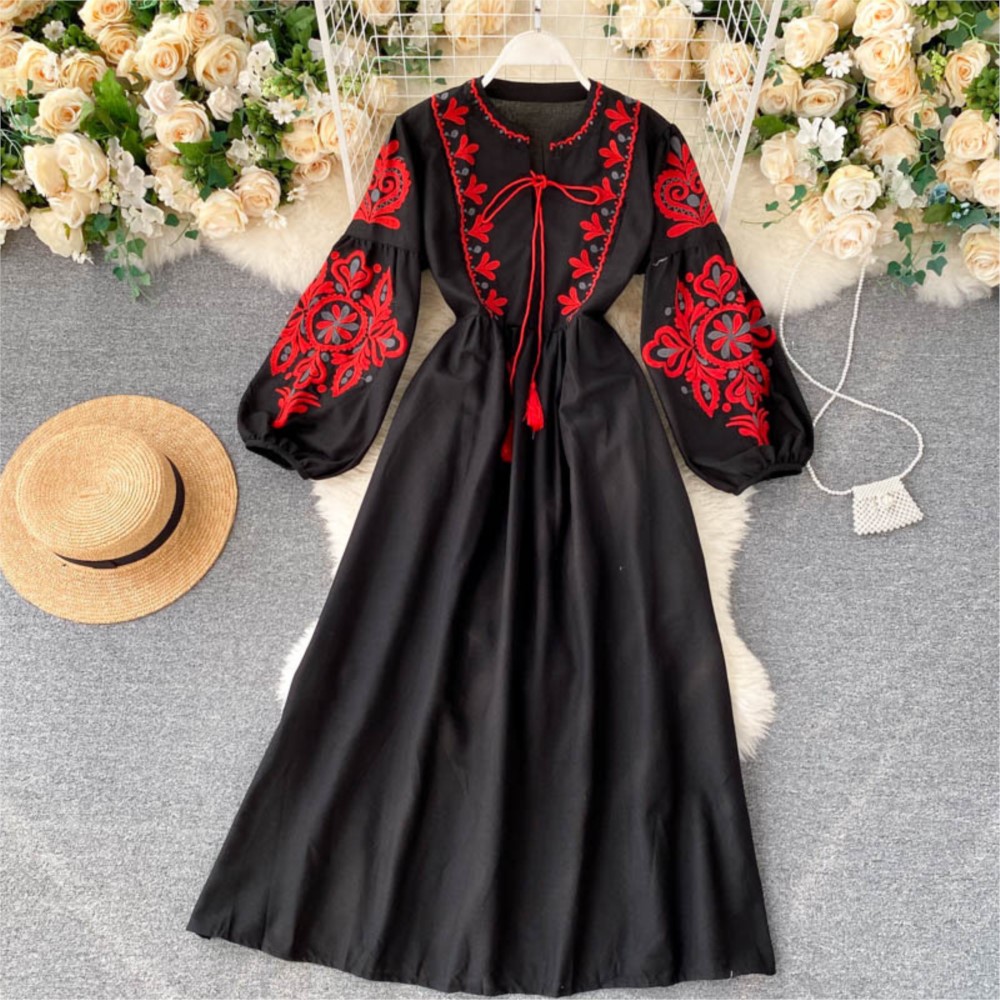 Winter Clothing Dress Up - Loose Dress Embroidered Flowers Temperament Spring